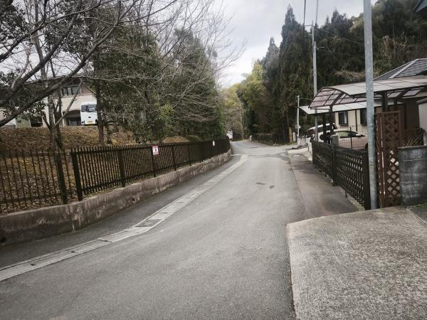 京都市右京区太秦三尾町　中古戸建 現地写真（前面道路含む現地写真）