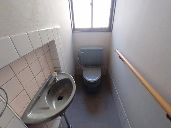 大阪市淀川区東三国2丁目　中古戸建 内観写真（トイレ）
