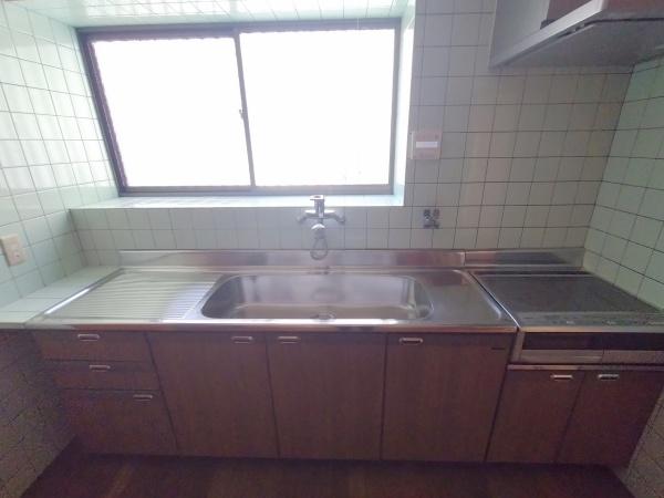 大阪市淀川区東三国2丁目　中古戸建 内観写真（キッチン）