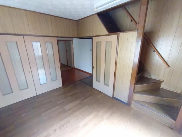大阪市淀川区東三国2丁目　中古戸建 内観写真（リビング以外の居室）