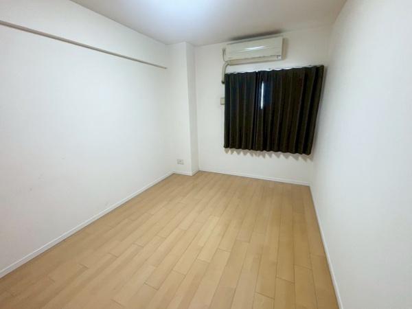 シーサイドレジデンスコスモスクエア駅前 内観写真（リビング以外の居室）