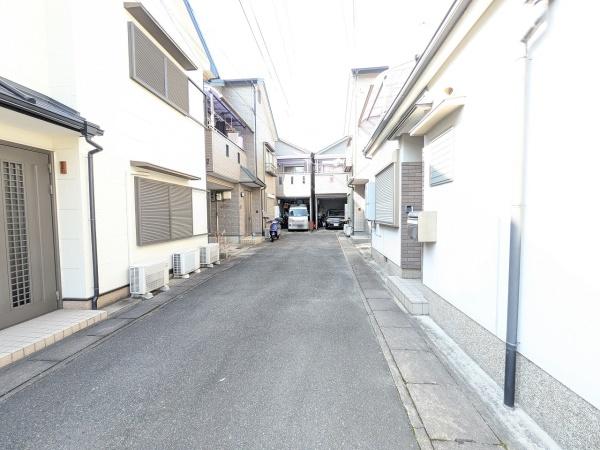 京都市山科区勧修寺東堂田町　中古戸建 現地写真（前面道路含む現地写真）