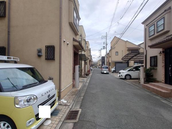 藤井寺市小山8丁目　中古戸建 現地写真（前面道路含む現地写真）