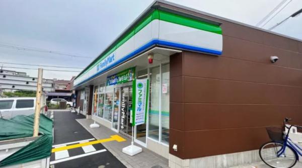 藤井寺市小山8丁目　中古戸建 コンビニ