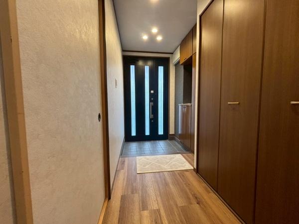 大阪市東住吉区鷹合2丁目　中古戸建 現地写真（玄関）