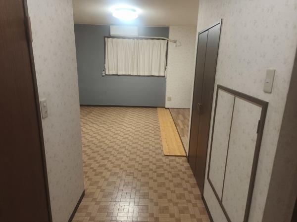 京都市右京区西京極東町　中古戸建 内観写真（リビング）