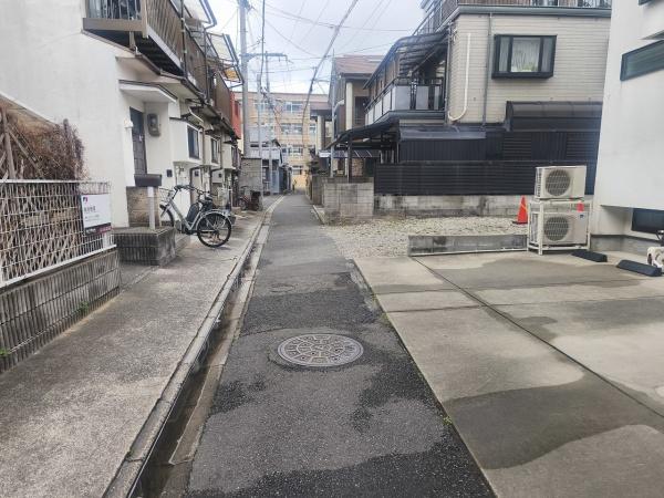 京都市右京区西京極東町　中古戸建 現地写真（前面道路含む現地写真）