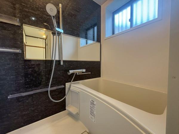 大阪市生野区桃谷3丁目　中古戸建 内観写真（浴室）