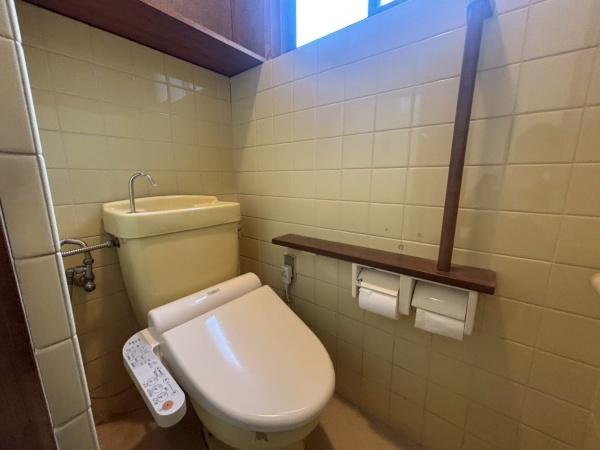 大阪市生野区桃谷3丁目　中古戸建 内観写真（トイレ）