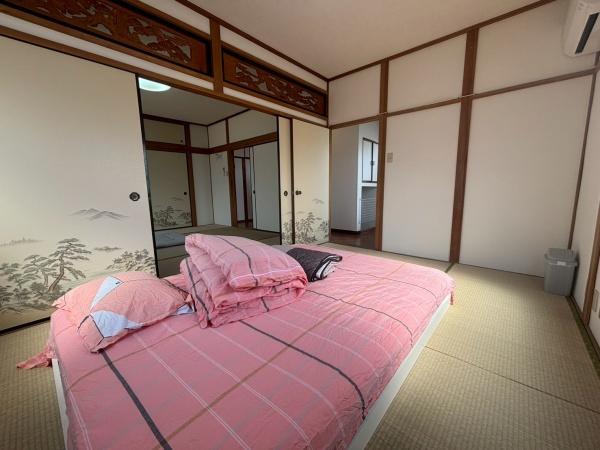 大阪市生野区桃谷3丁目　中古戸建 内観写真（リビング以外の居室）