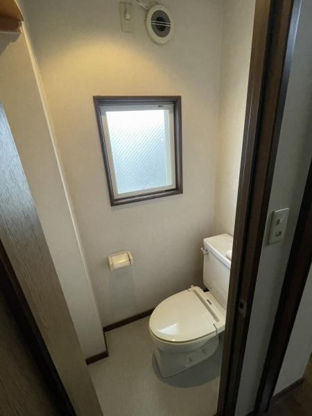尼崎市大庄西町4丁目　中古戸建 内観写真（トイレ）