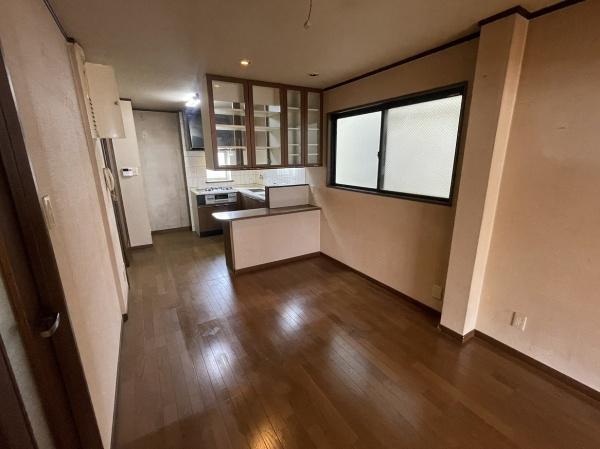 尼崎市大庄西町4丁目　中古戸建 内観写真（リビング）