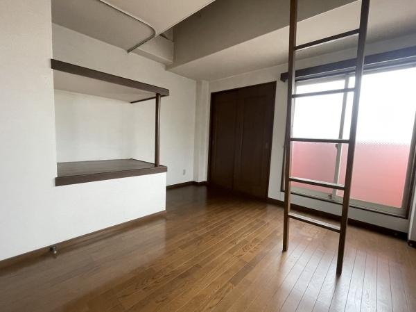 尼崎市大庄西町4丁目　中古戸建 内観写真（リビング以外の居室）