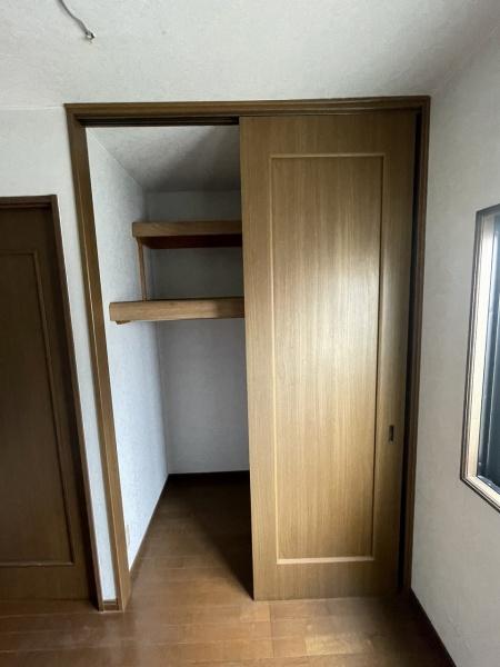 尼崎市大庄西町4丁目　中古戸建 内観写真（収納）