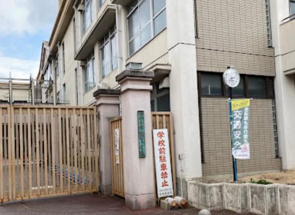 京都市上京区出水通智恵光院西入田村備前町　中古戸建 小学校