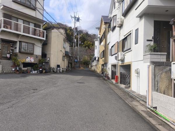 京都市山科区川田御出町　中古戸建 現地写真（前面道路含む現地写真）