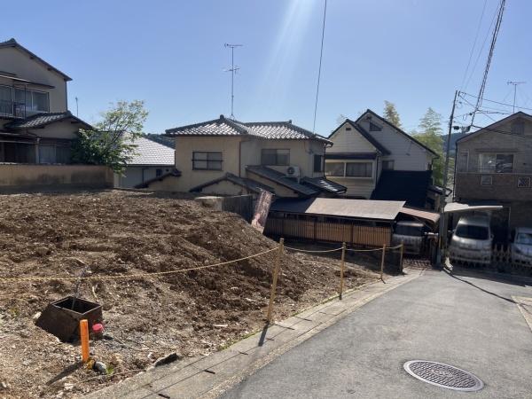 京都市山科区小野御所ノ内町　B号地　建築条件無売土地 現地写真（前面道路含む現地写真）