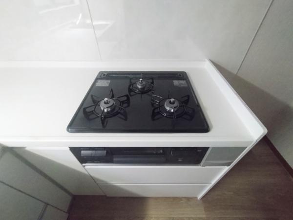 大阪市此花区朝日２丁目　中古戸建 内観写真（キッチン）