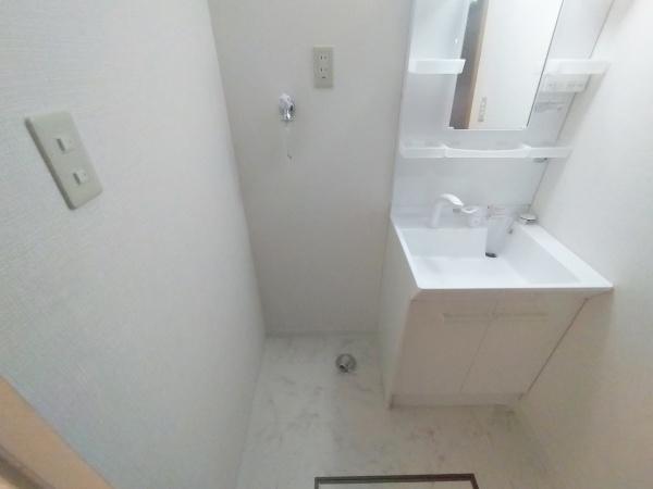 大阪市此花区朝日２丁目　中古戸建 内観写真（洗面台・洗面所）