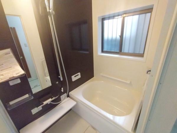 大阪市此花区朝日２丁目　中古戸建 内観写真（浴室）