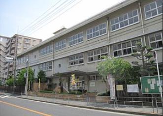 ユニライフ上新庄 小学校