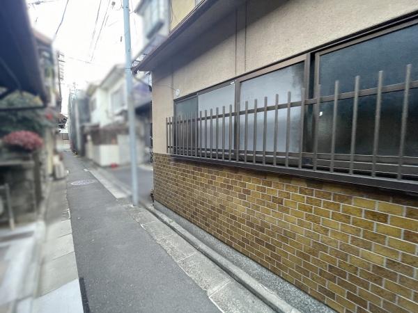 京都市下京区諏訪開町　中古テラスハウス 現地写真（前面道路含む現地写真）