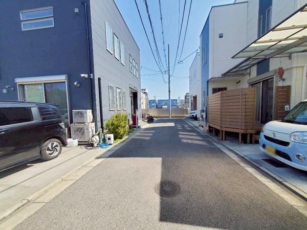 大阪市平野区瓜破東8丁目　中古戸建 現地写真（前面道路含む現地写真）