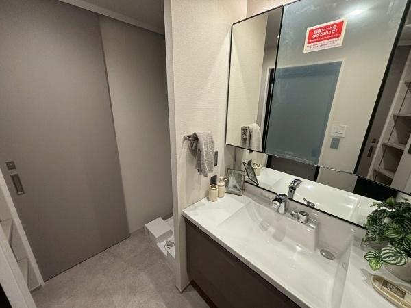 ザ・上本町タワー 内観写真（洗面台・洗面所）