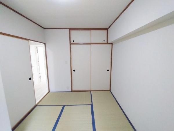 日商岩井京橋ハイツ 内観写真（リビング以外の居室）