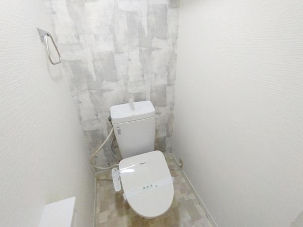 日商岩井京橋ハイツ 内観写真（トイレ）