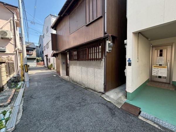 大阪市西成区橘3丁目　中古戸建 現地写真（前面道路含む現地写真）