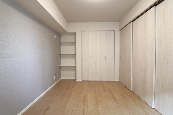 ファミールパーク鶴見 内観写真（リビング以外の居室）