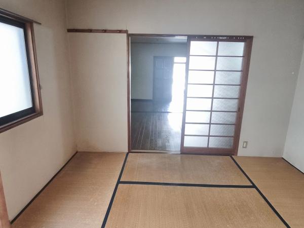 京都市右京区太秦御領田町　中古戸建 内観写真（リビング以外の居室）