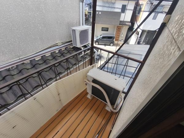 京都市右京区太秦御領田町　中古戸建 現地写真（バルコニー）