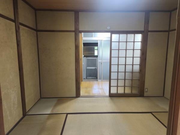 京都市山科区小山姫子町　中古戸建 内観写真（リビング以外の居室）