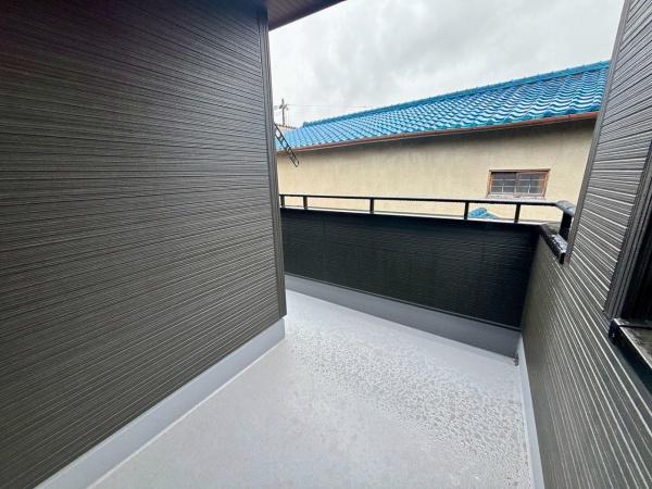 堺市中区深井水池町2号棟　新築戸建 現地写真（バルコニー）
