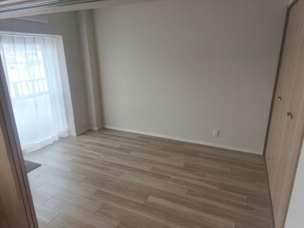 日商岩井朱雀マンション 内観写真（リビング以外の居室）