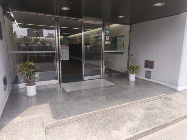 日商岩井朱雀マンション 共用部写真（エントランス）