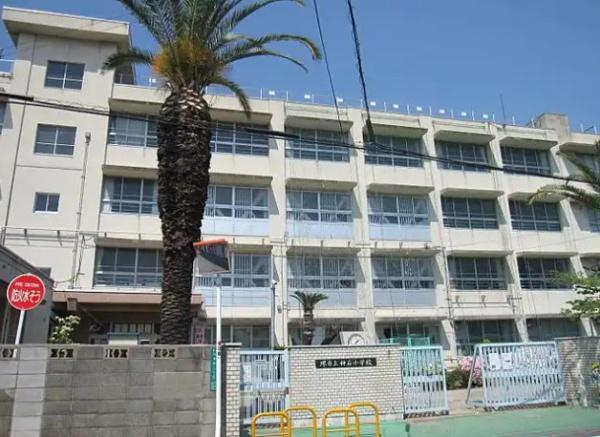 堺市堺区石津町3丁1期1号棟　新築戸建 小学校