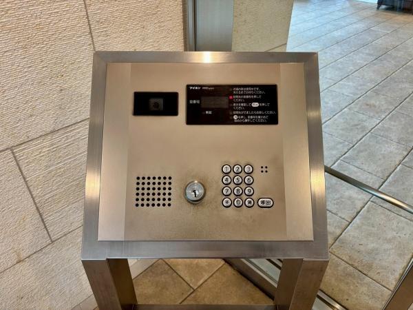 グランディア津久野プレジオ 共用部写真（エントランス）