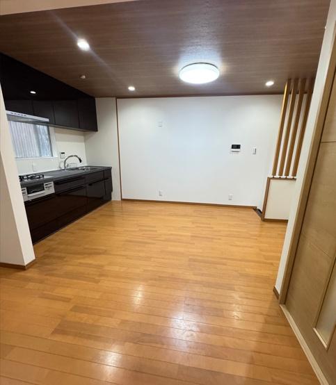 大阪市平野区加美北1丁目　中古戸建 内観写真（リビング）