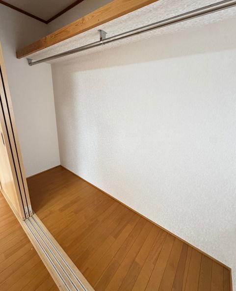 大阪市平野区加美北1丁目　中古戸建 内観写真（収納）