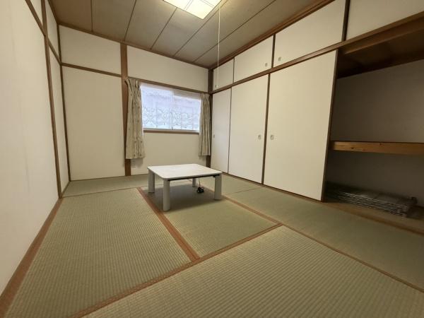 河内長野市南花台5丁目　中古戸建 内観写真（リビング以外の居室）