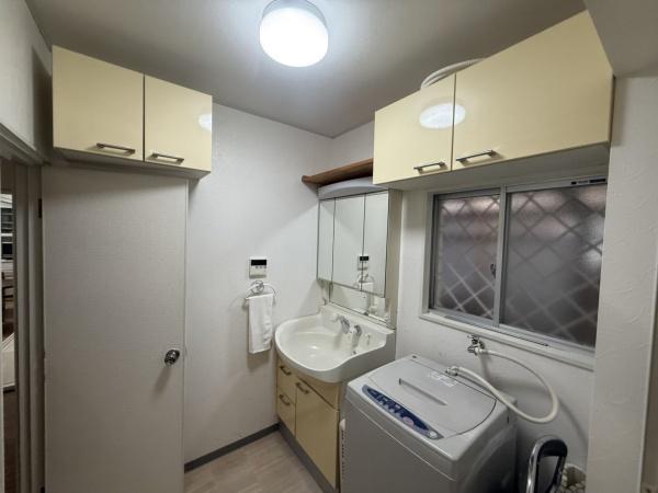 河内長野市南花台5丁目　中古戸建 内観写真（洗面台・洗面所）