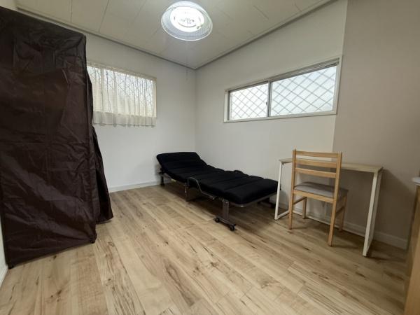河内長野市南花台5丁目　中古戸建 内観写真（リビング以外の居室）
