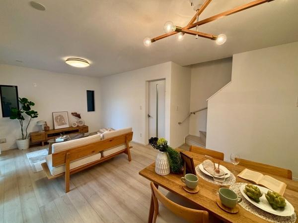 堺市美原区阿弥I号棟　新築戸建 内観写真（リビング）