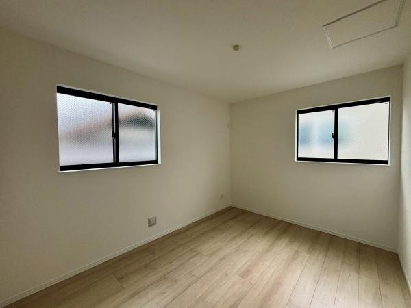 堺市美原区阿弥I号棟　新築戸建 内観写真（リビング以外の居室）