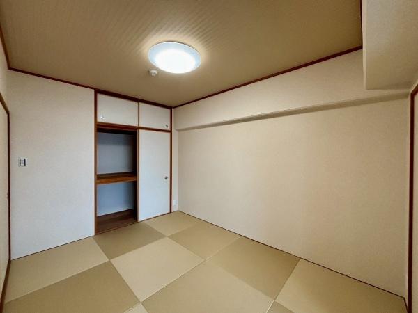 メゾンドール堺 内観写真（リビング以外の居室）