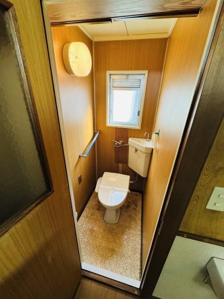 堺市南区原山台1丁　中古戸建 内観写真（トイレ）