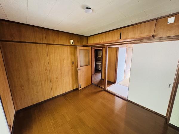 堺市南区原山台1丁　中古戸建 内観写真（リビング）
